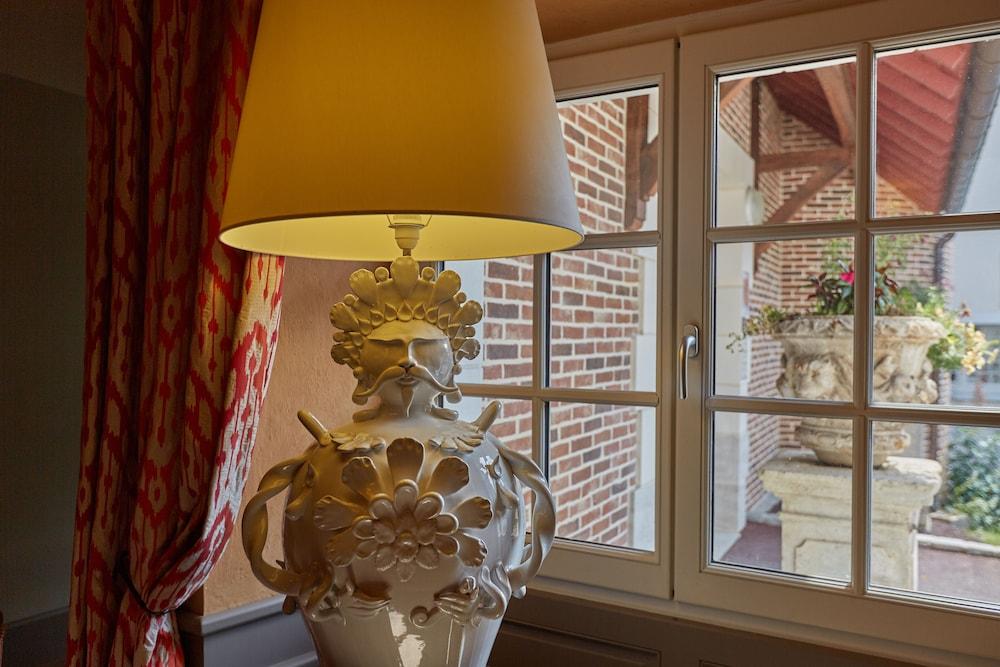 Relais Des Trois Chateaux Hotel-Restaurant - Teritoria Cour Cheverny Bagian luar foto